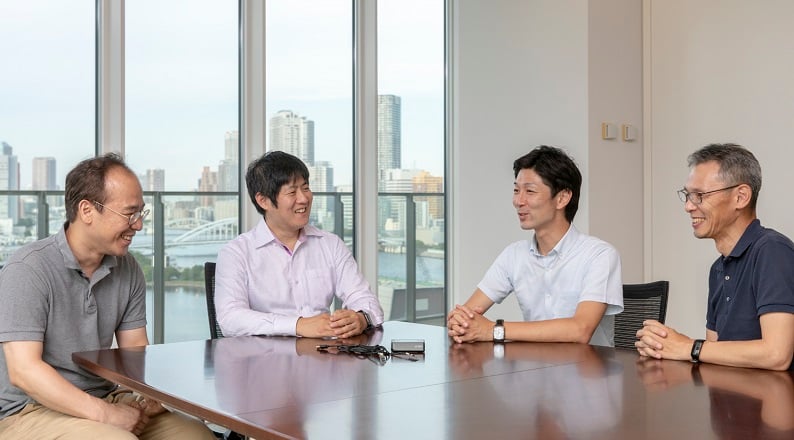 AI監視カメラの活用シーンは人の監視だけではなくサーバー監視にも活用できます。